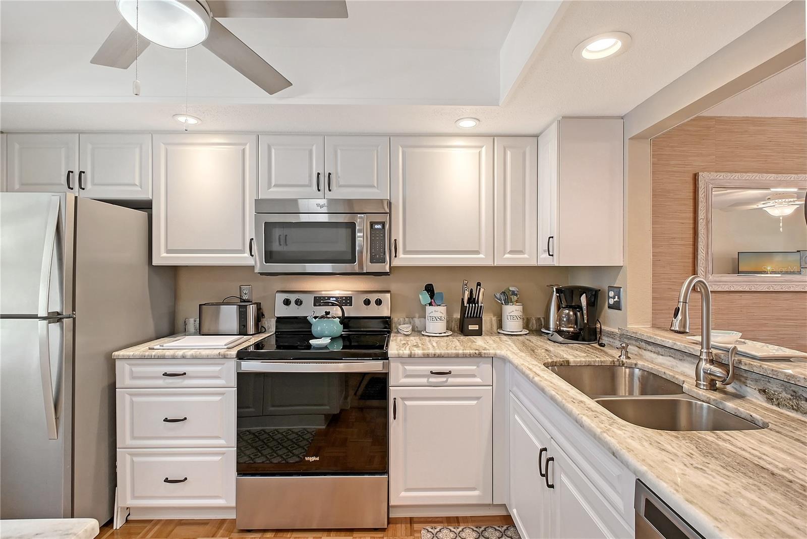 330 MISSION TRAIL N F