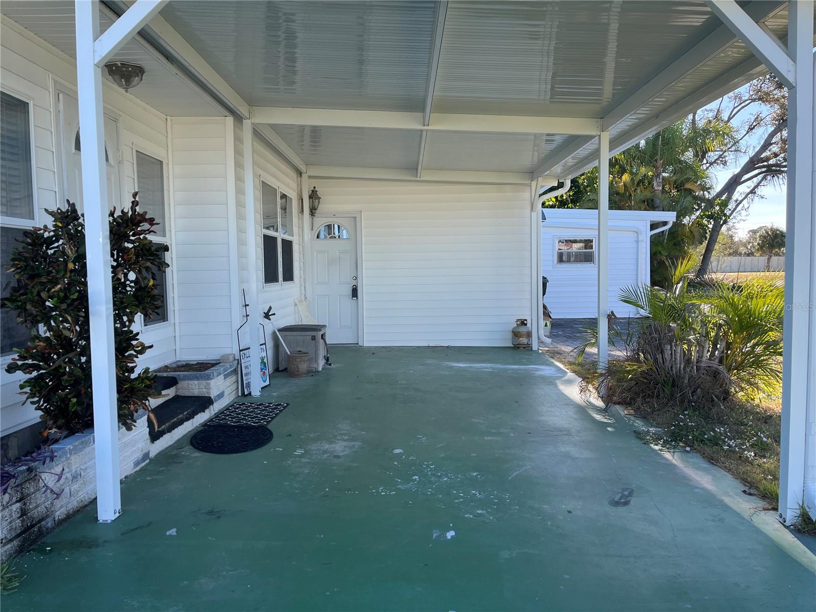 VENICE ISLE - Residential