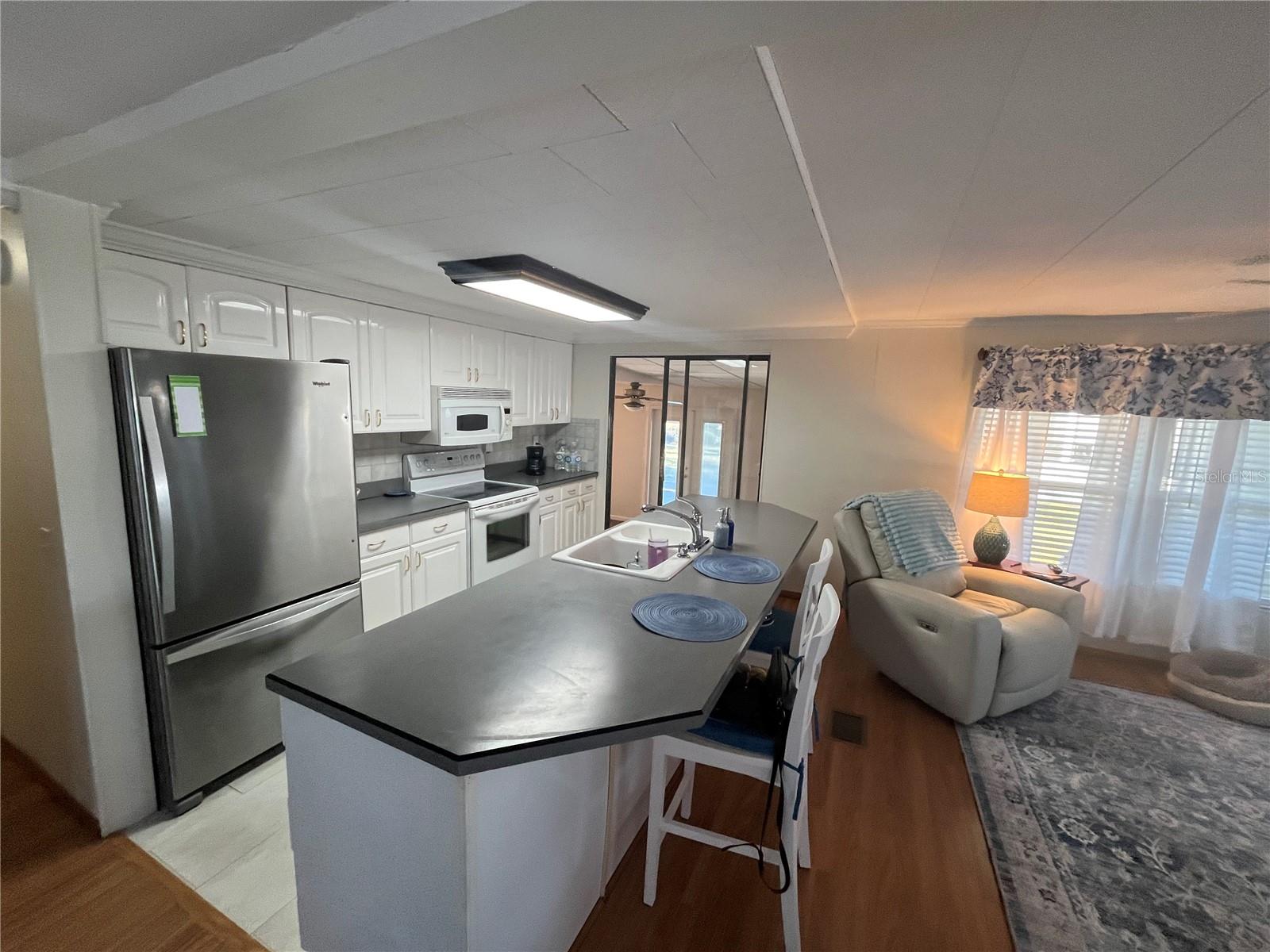 VENICE ISLE - Residential