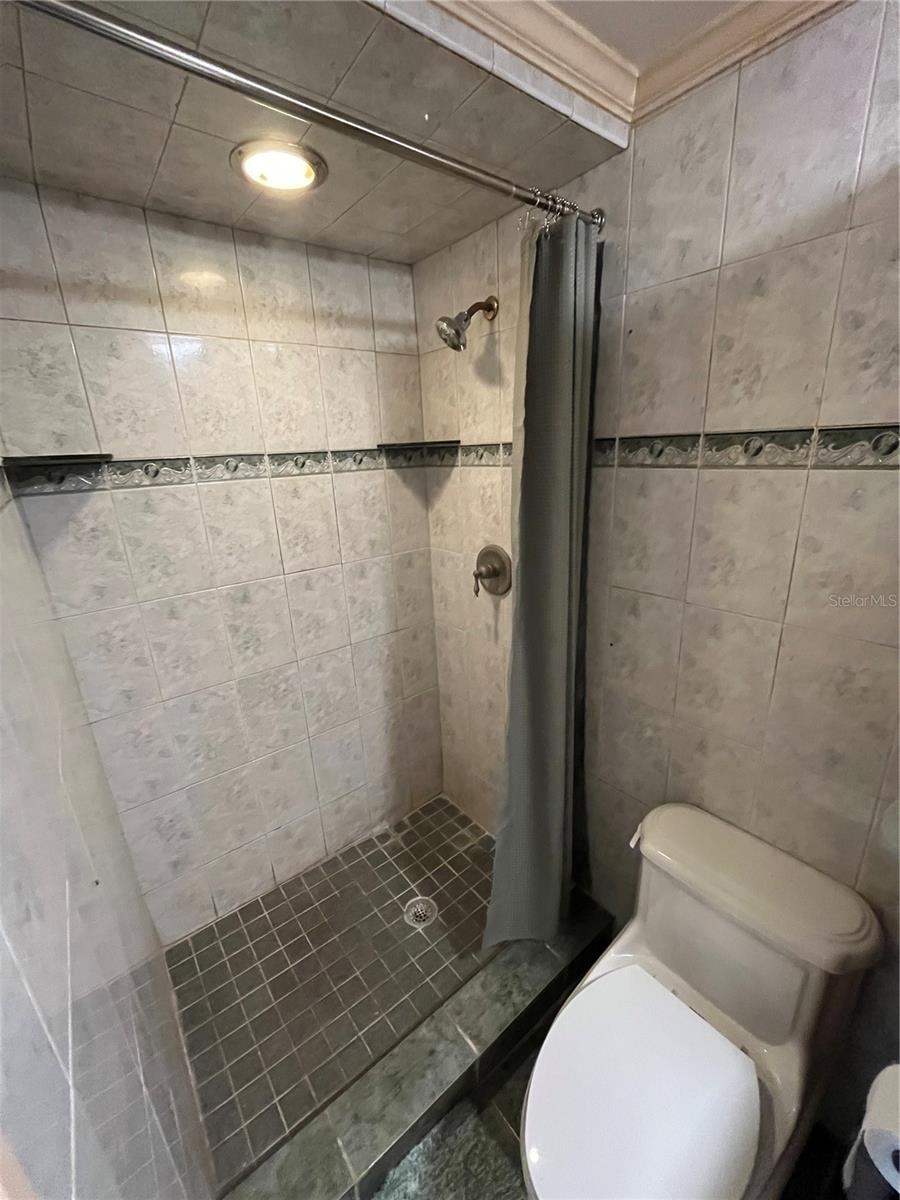 VENICE ISLE - Residential