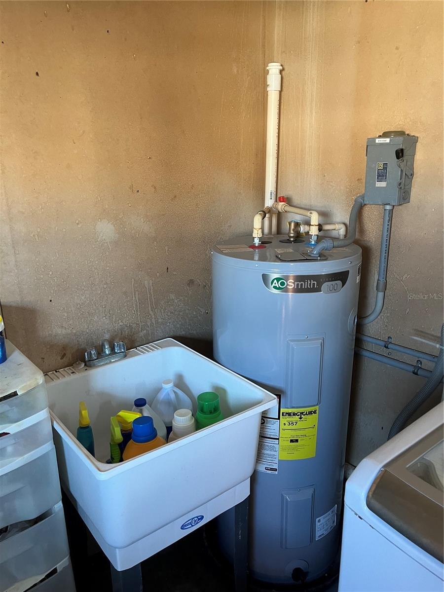 VENICE ISLE - Residential