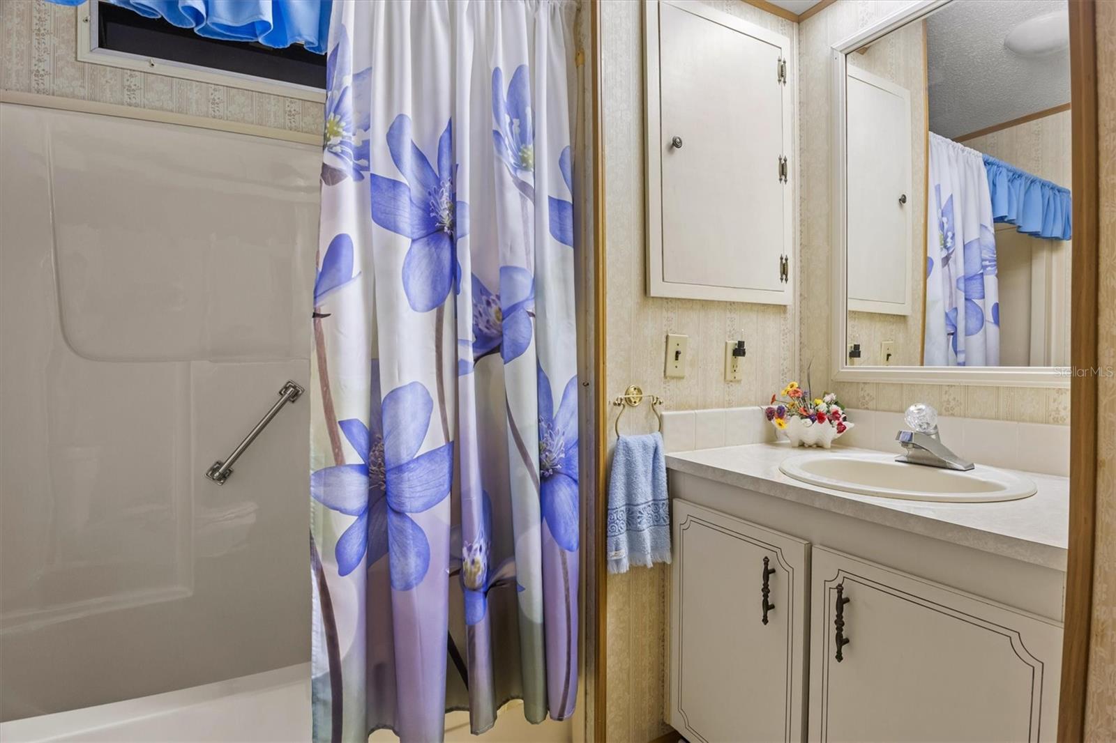 LAKE N GOLF ESTATES - Residential