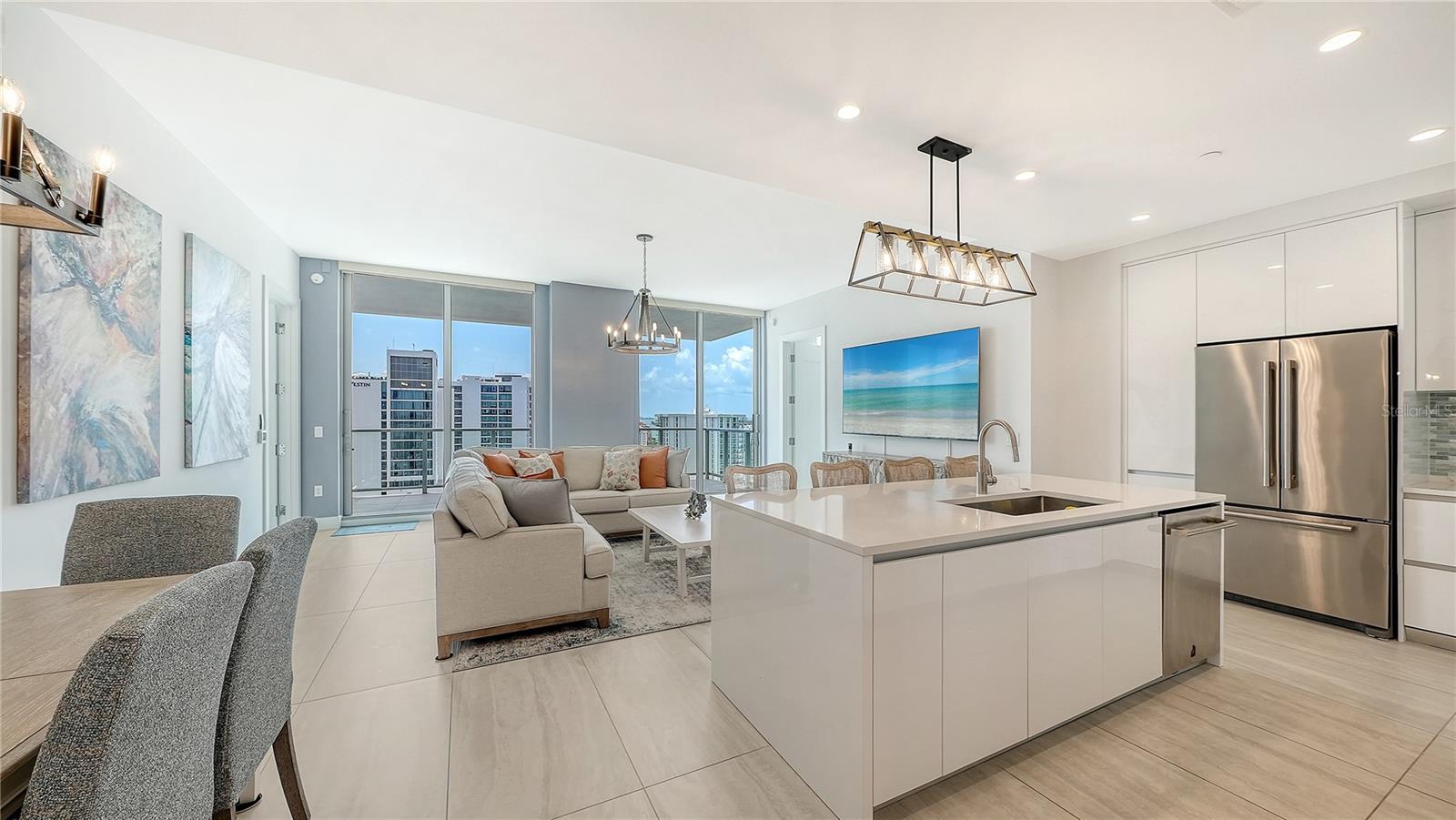 301 QUAY 1507