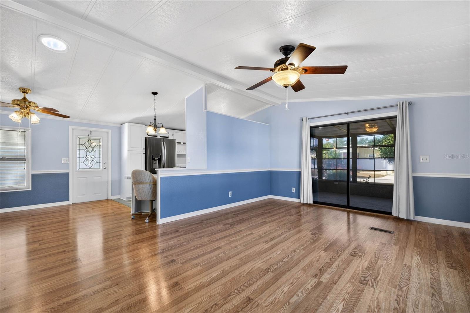 COLONY HILLS COMMUNITY - Residential