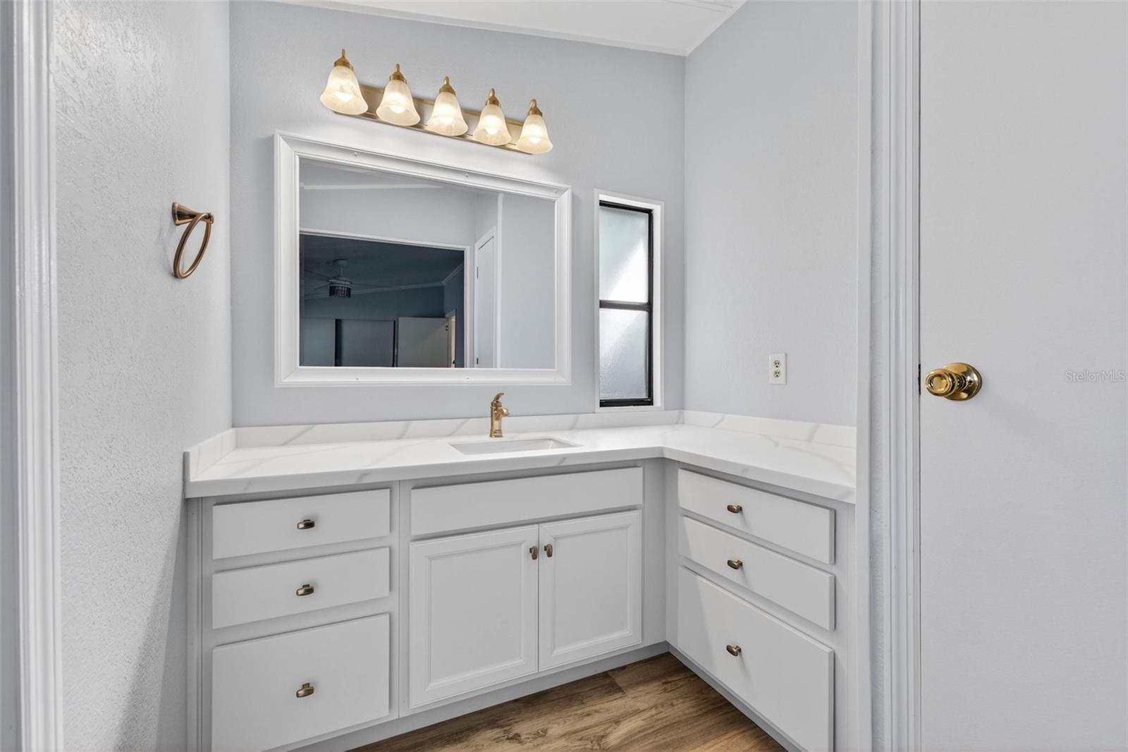 COLONY HILLS COMMUNITY - Residential