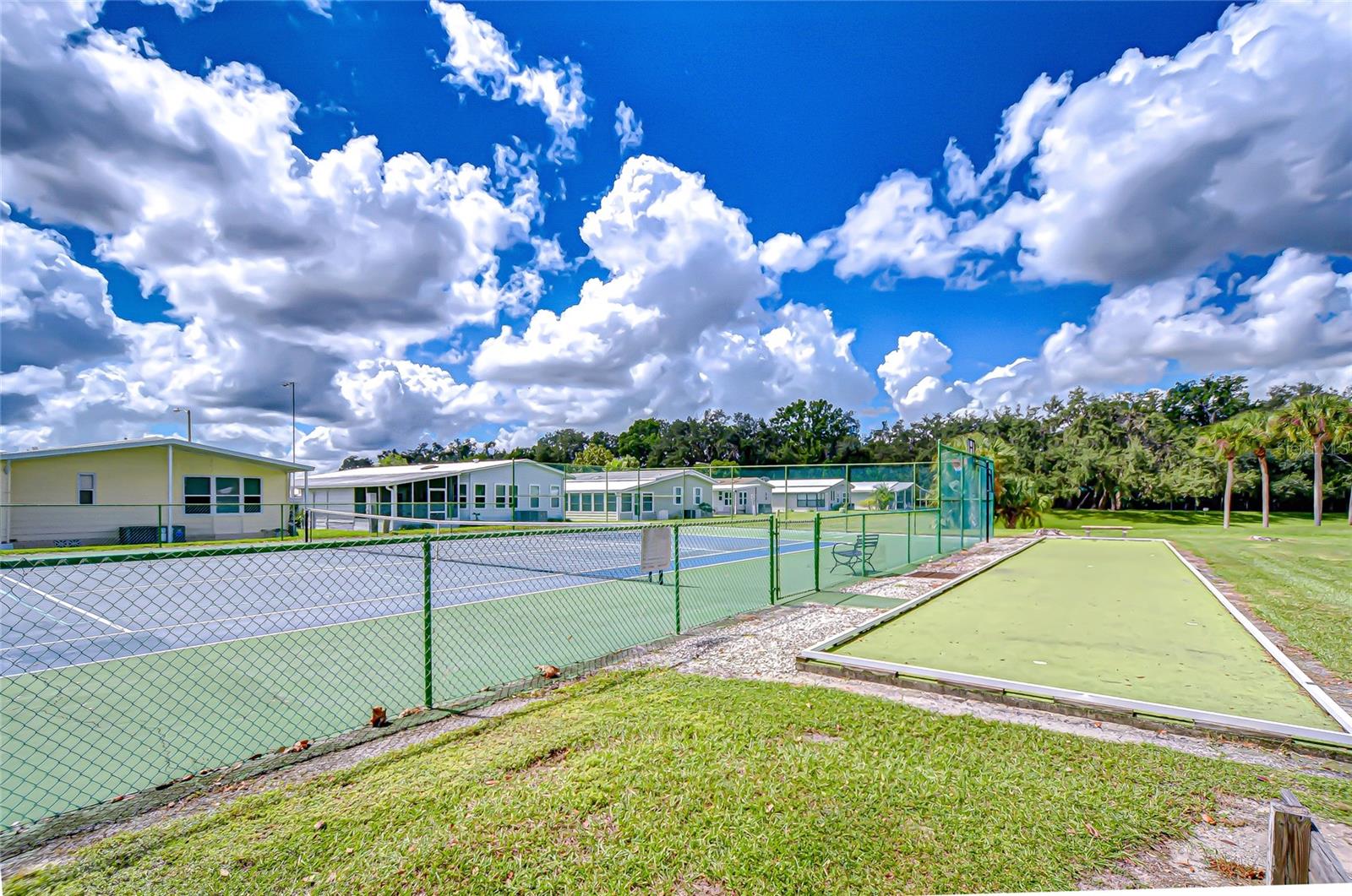 COLONY HILLS COMMUNITY - Residential