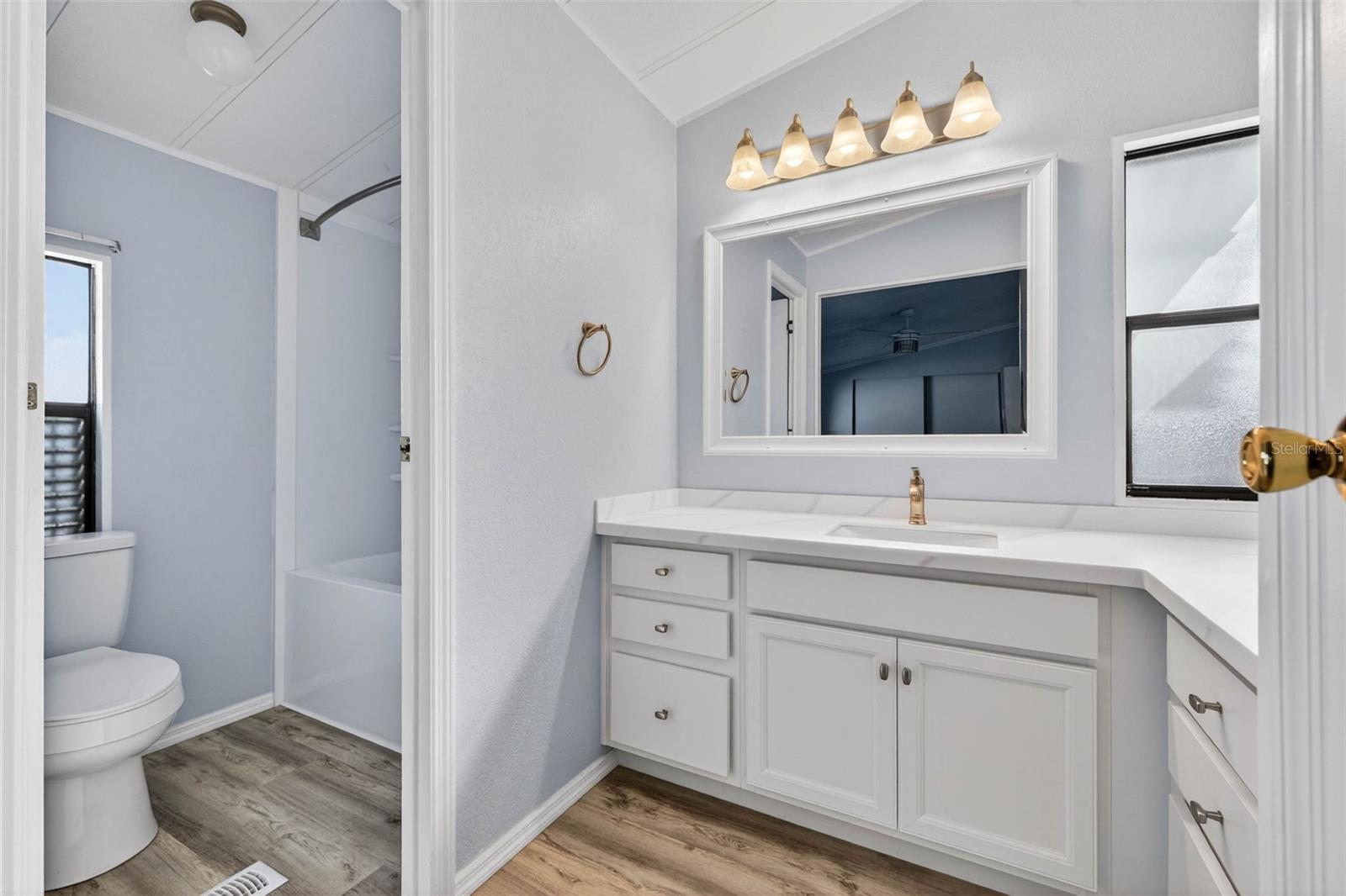 COLONY HILLS COMMUNITY - Residential