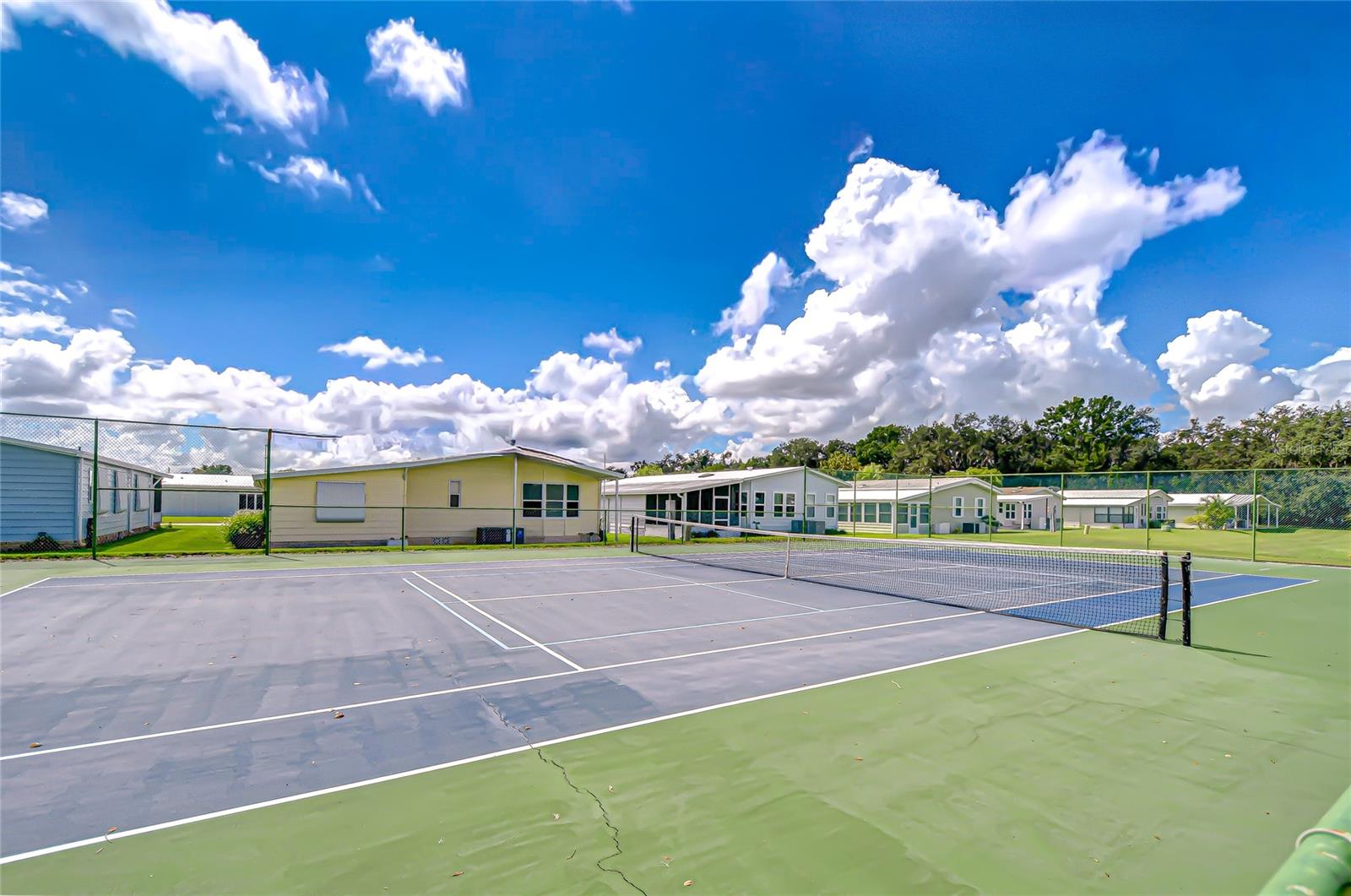 COLONY HILLS COMMUNITY - Residential