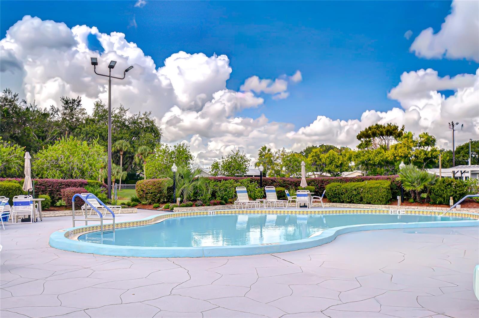 COLONY HILLS COMMUNITY - Residential