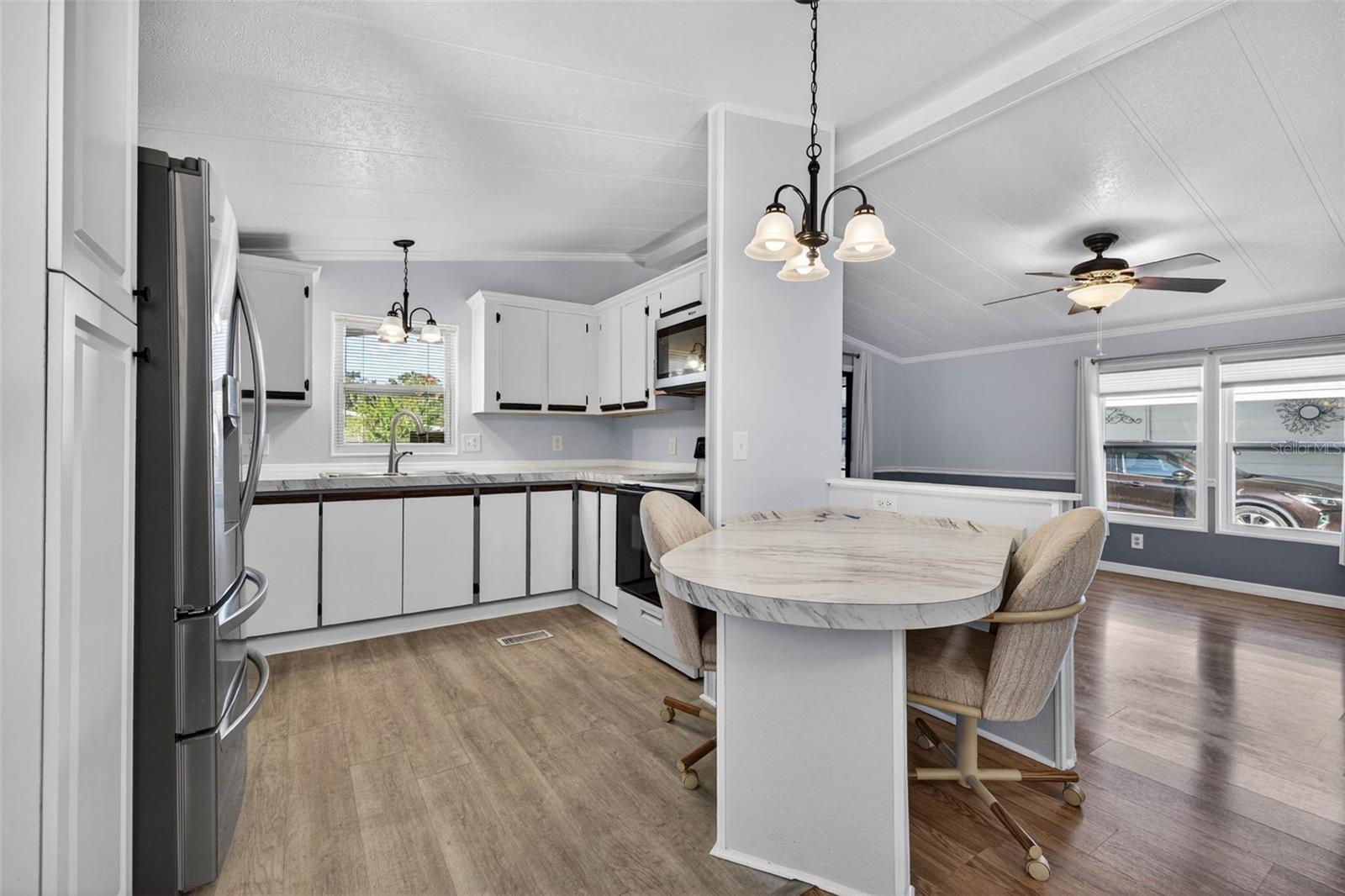 COLONY HILLS COMMUNITY - Residential