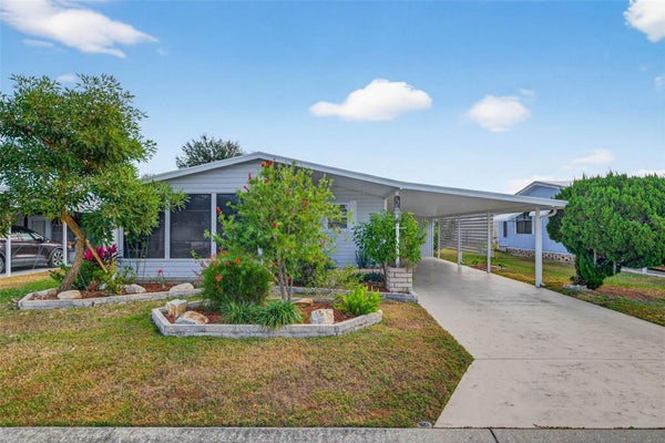 3904 WILLIAM HUME DR, ZEPHYRHILLS, FL 33541 - Image ca036f957e529186a9b68c088e298cfb/89667084