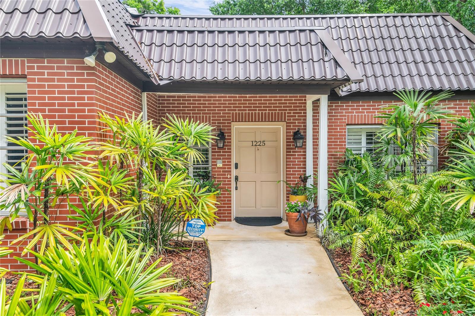 VALENCIA HEIGHTS - Residential