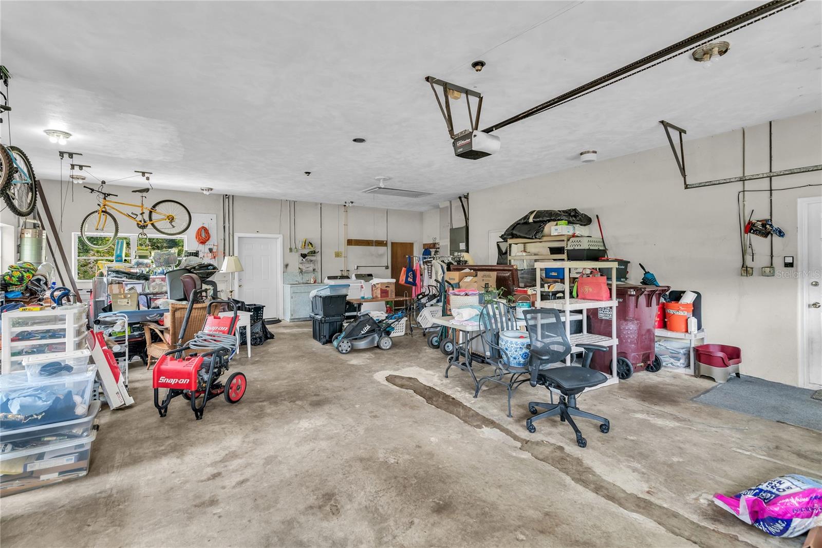 VALENCIA HEIGHTS - Residential