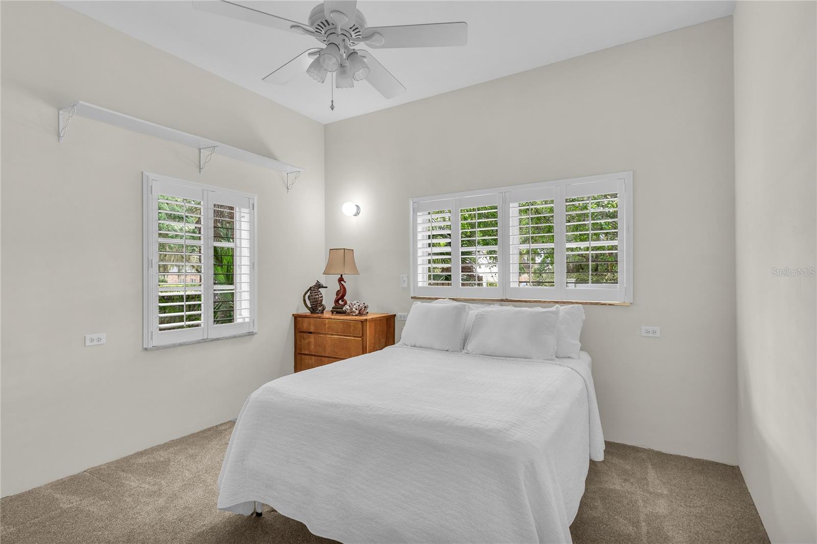 VALENCIA HEIGHTS - Residential