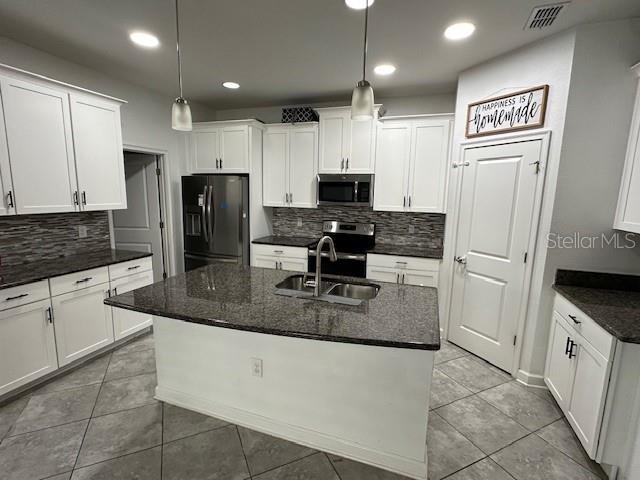 WYNDHAM LAKES ESTATES - Residential Lease