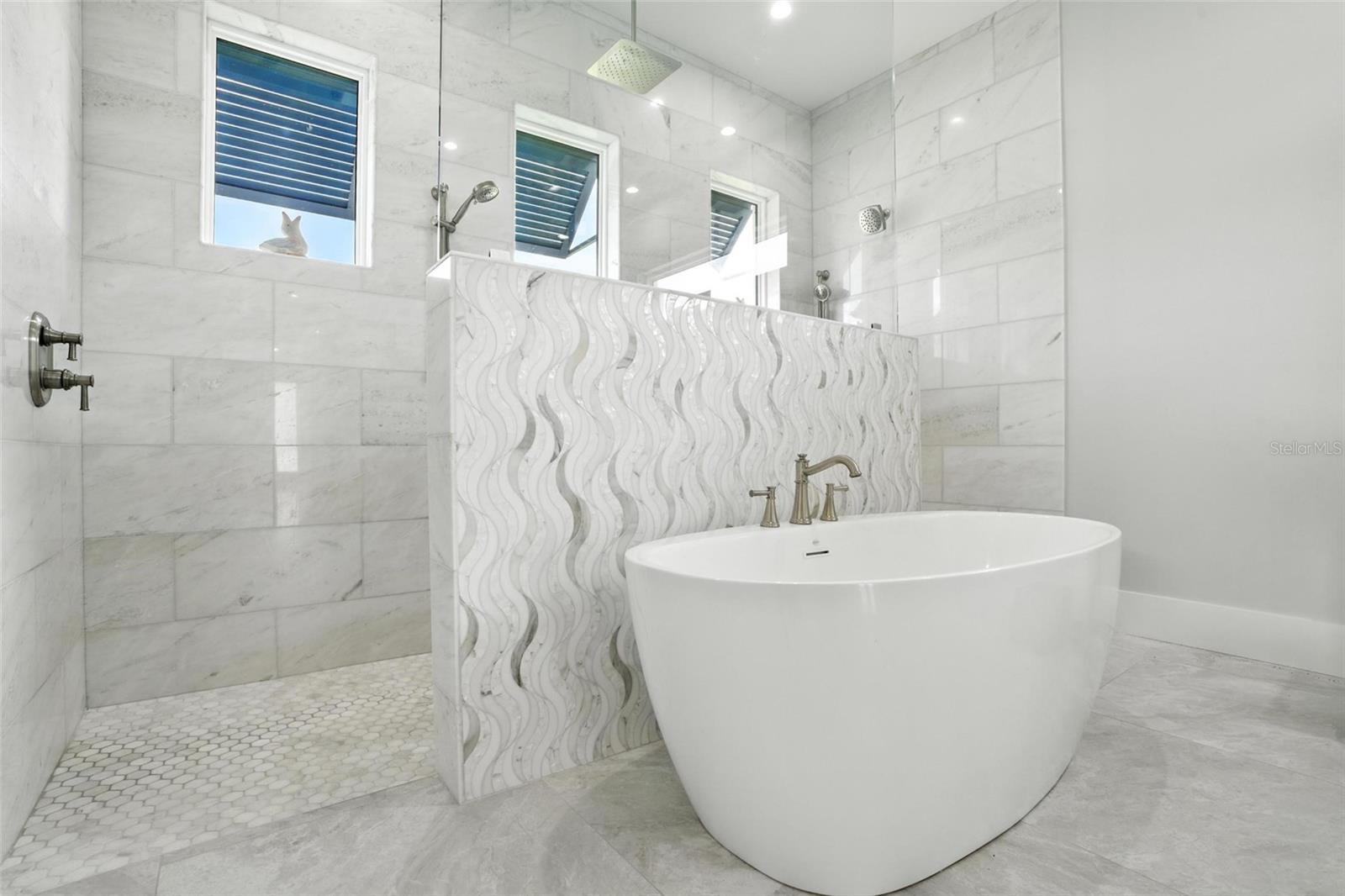 CAPE ROYAL - Residential