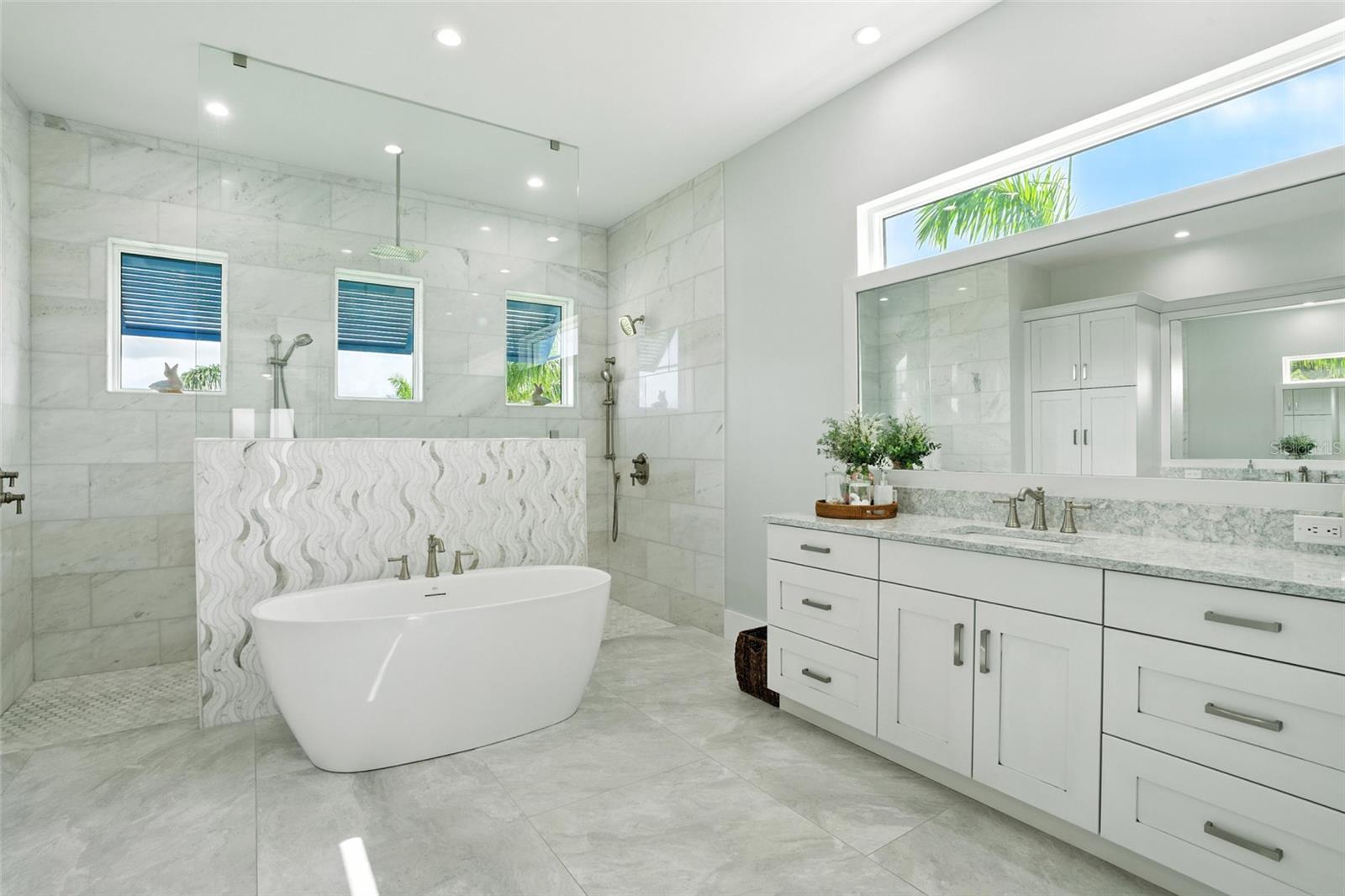 CAPE ROYAL - Residential