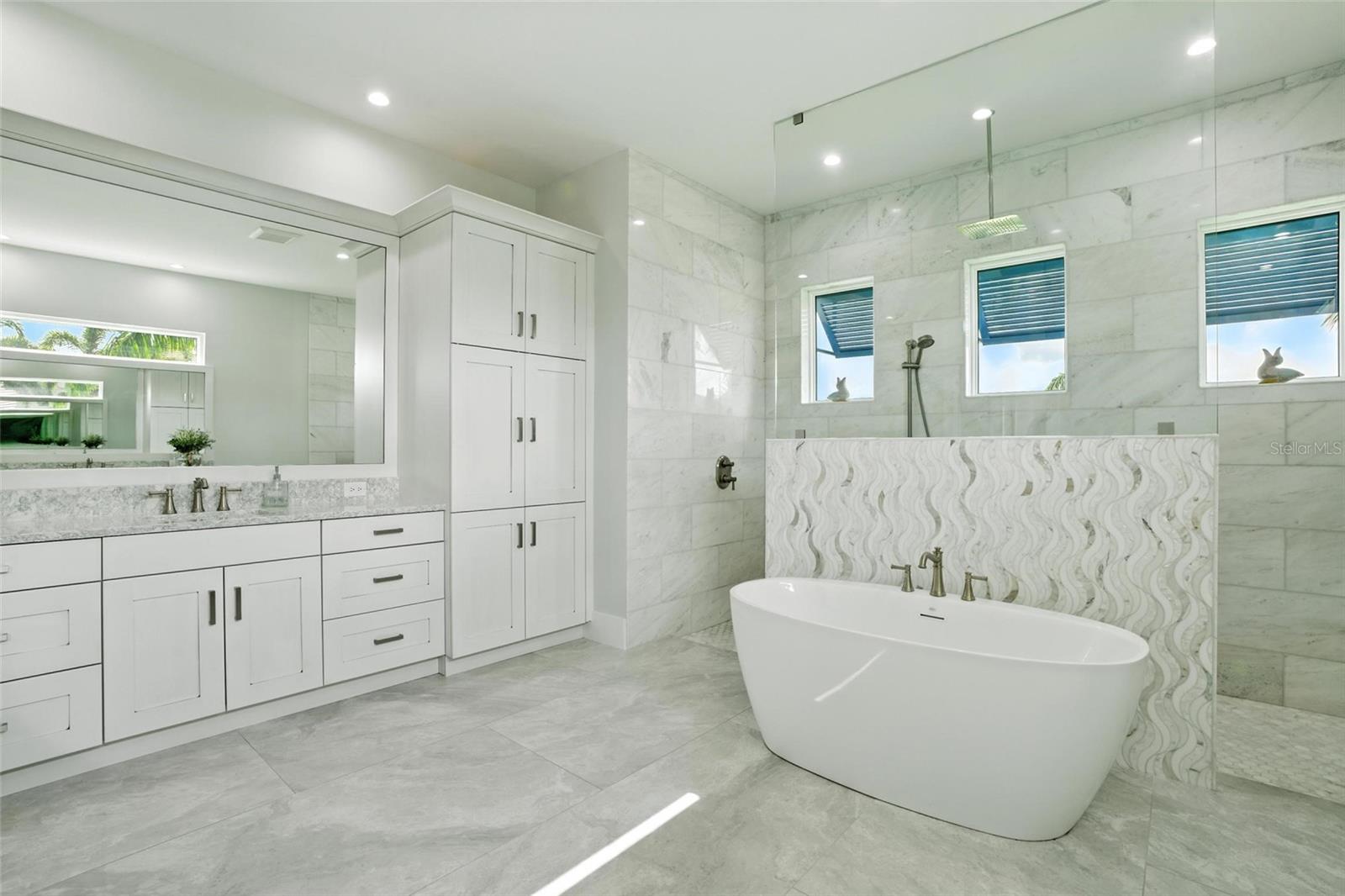 CAPE ROYAL - Residential