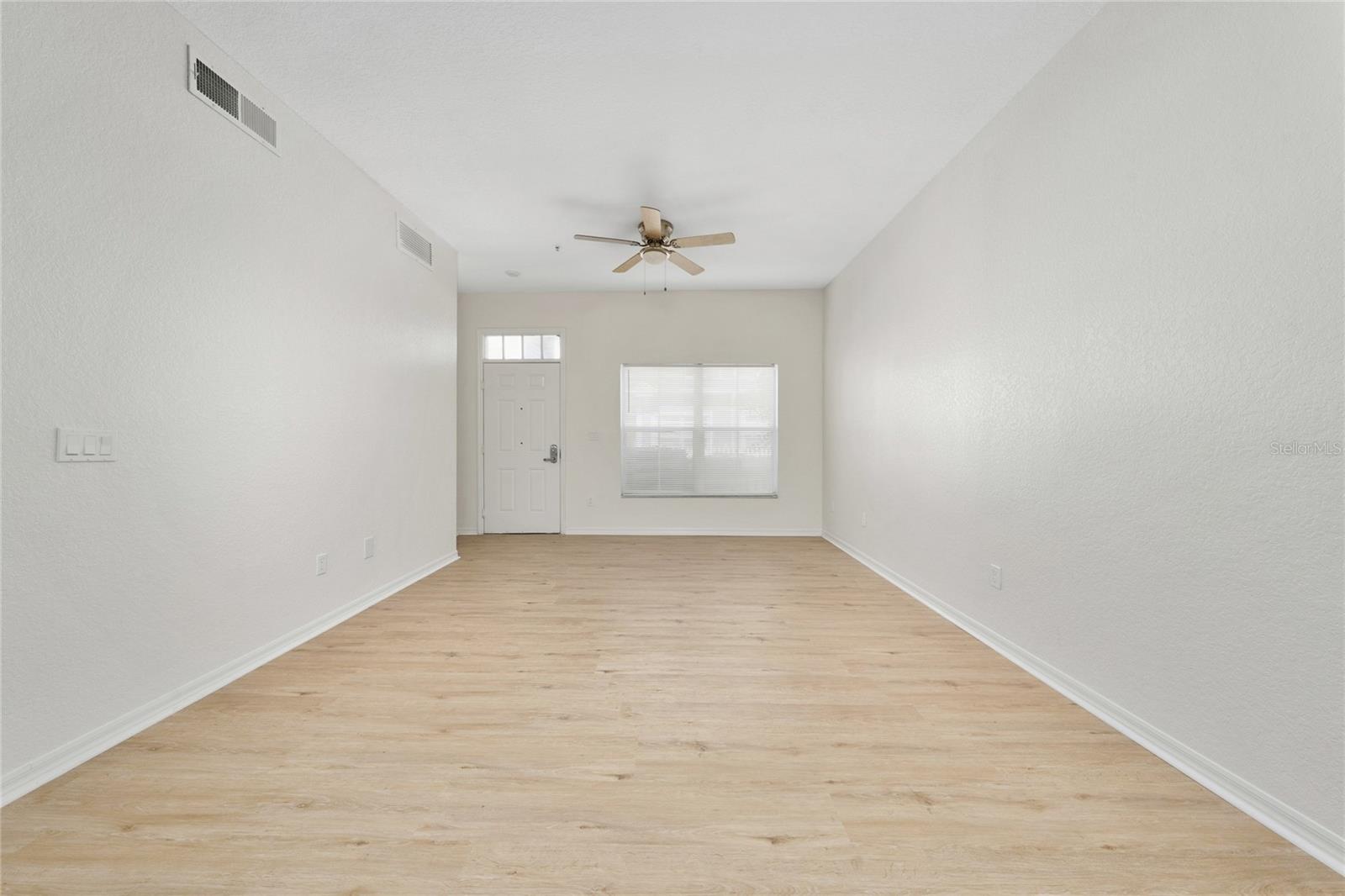 VILLAS AT SEVEN DWARFS LANE CONDO - Residential