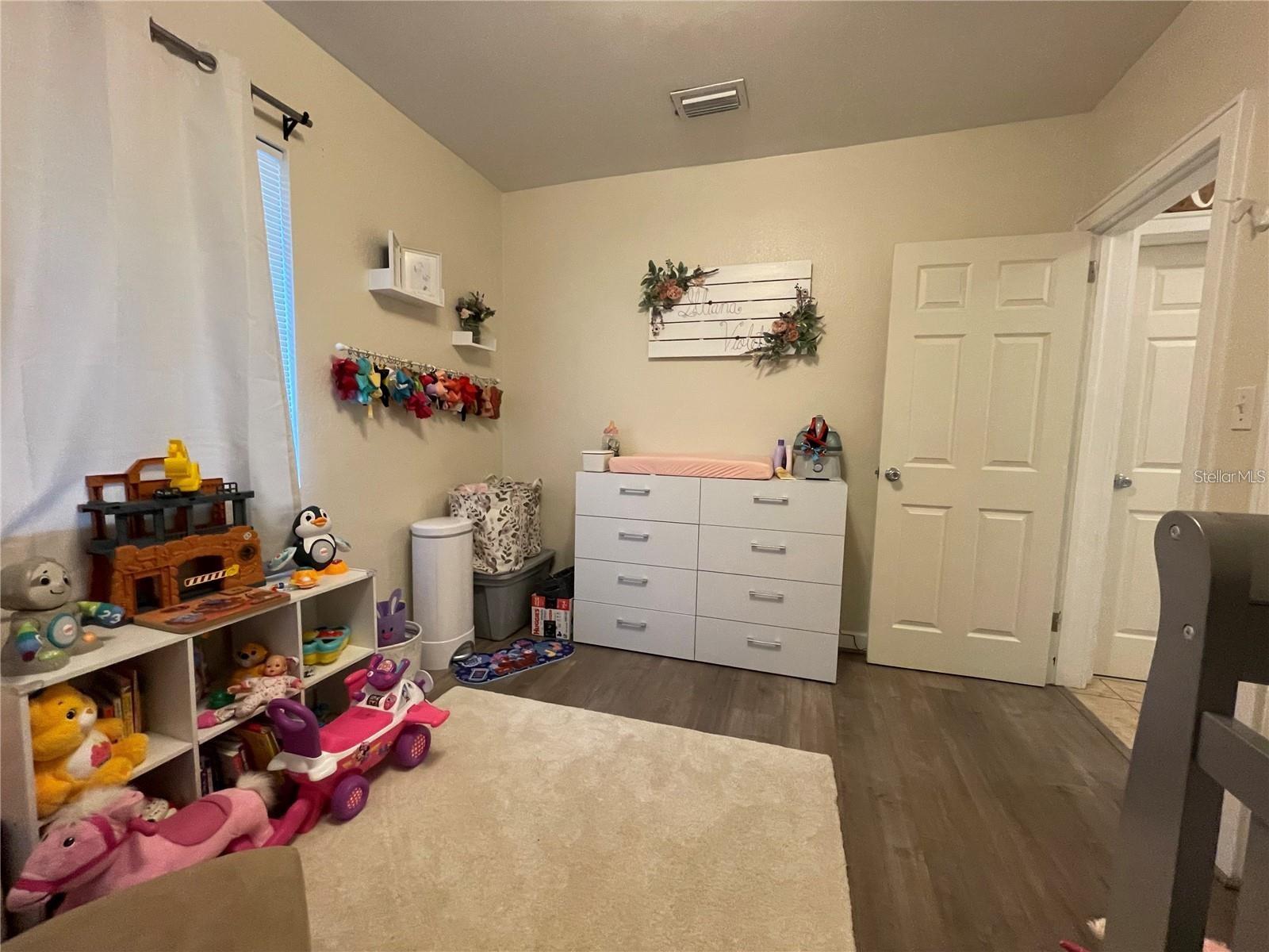 VILLA PARK OR STONE & MANNS - Residential Income