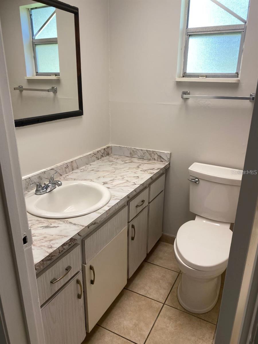 VILLA PARK OR STONE & MANNS - Residential Income