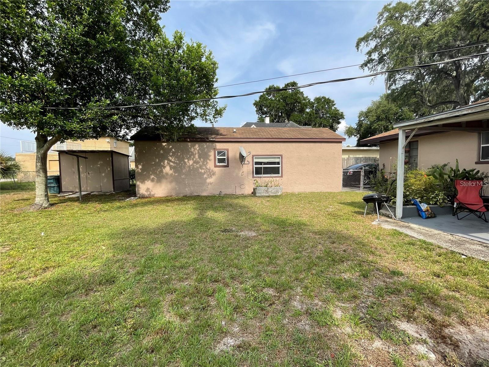 VILLA PARK OR STONE & MANNS - Residential Income