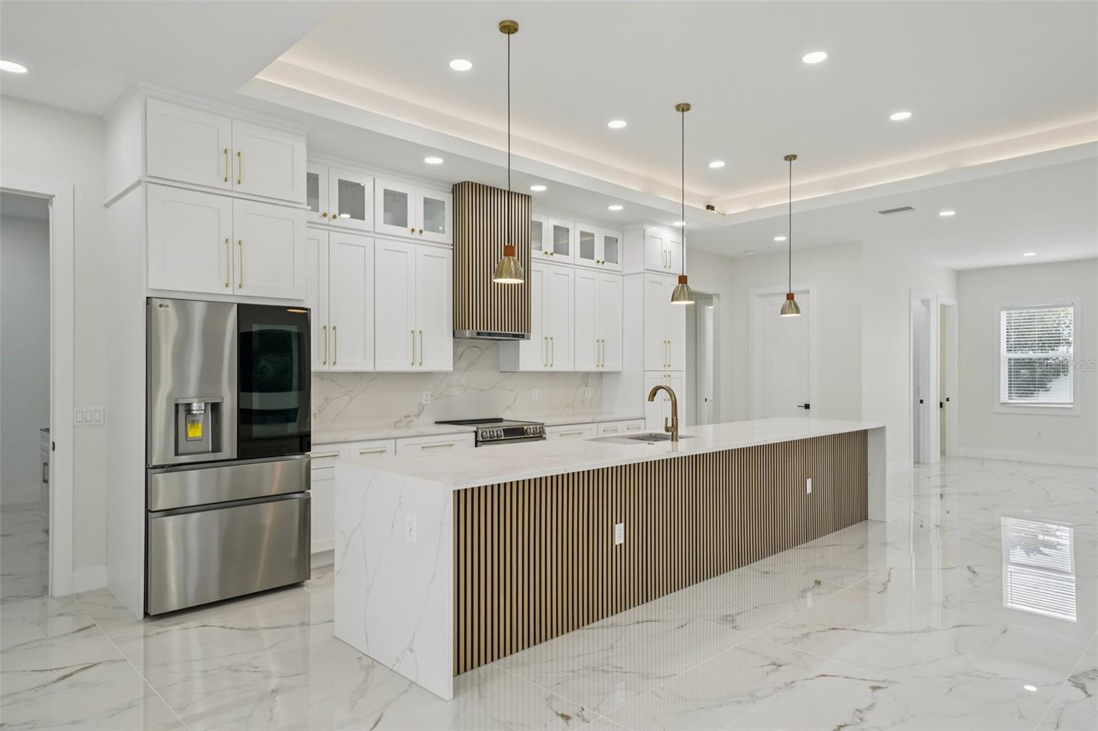 HIGHLAND MANOR - Residential