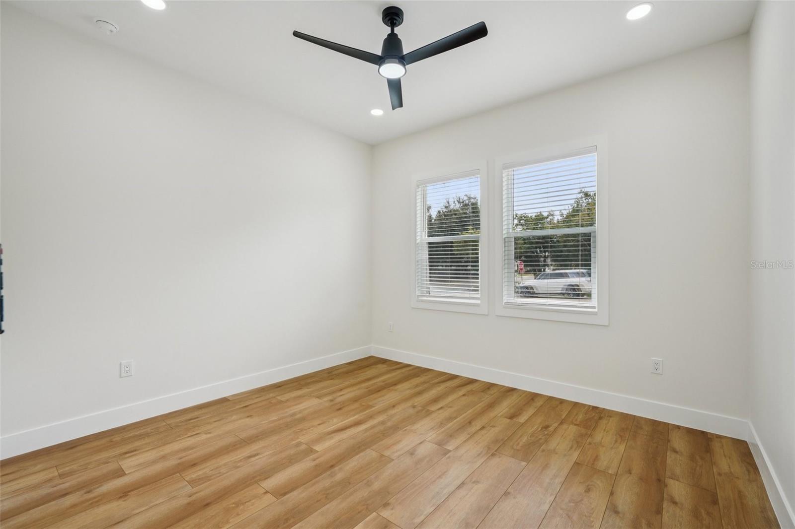 HIGHLAND MANOR - Residential