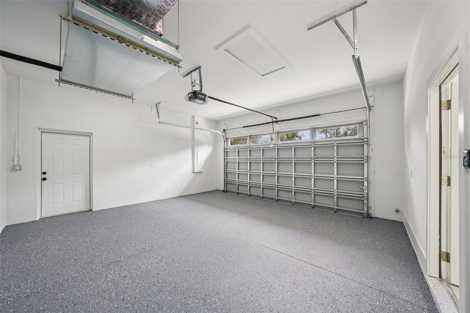 HIGHLAND MANOR - Residential