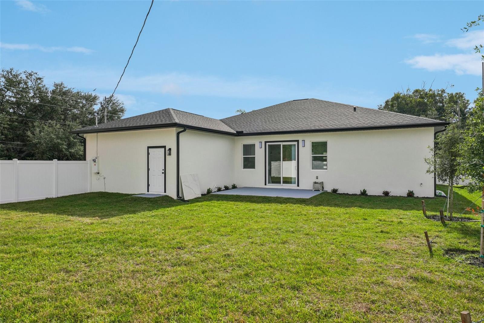 HIGHLAND MANOR - Residential