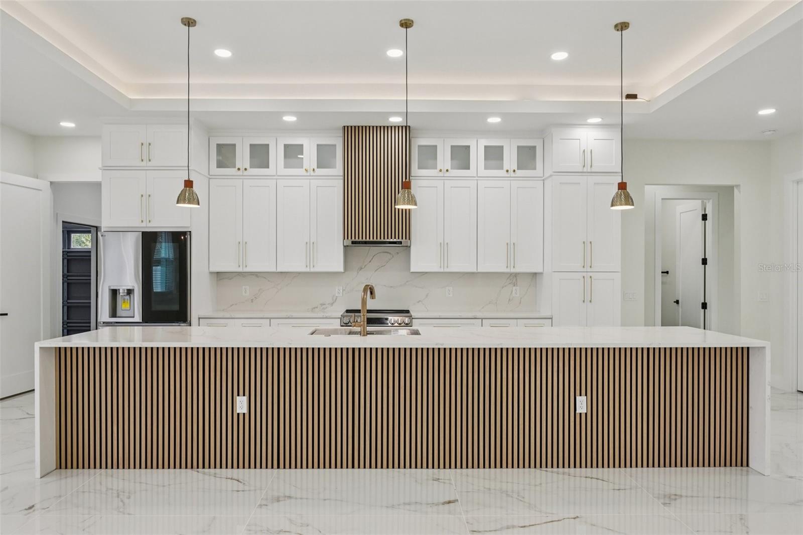 HIGHLAND MANOR - Residential