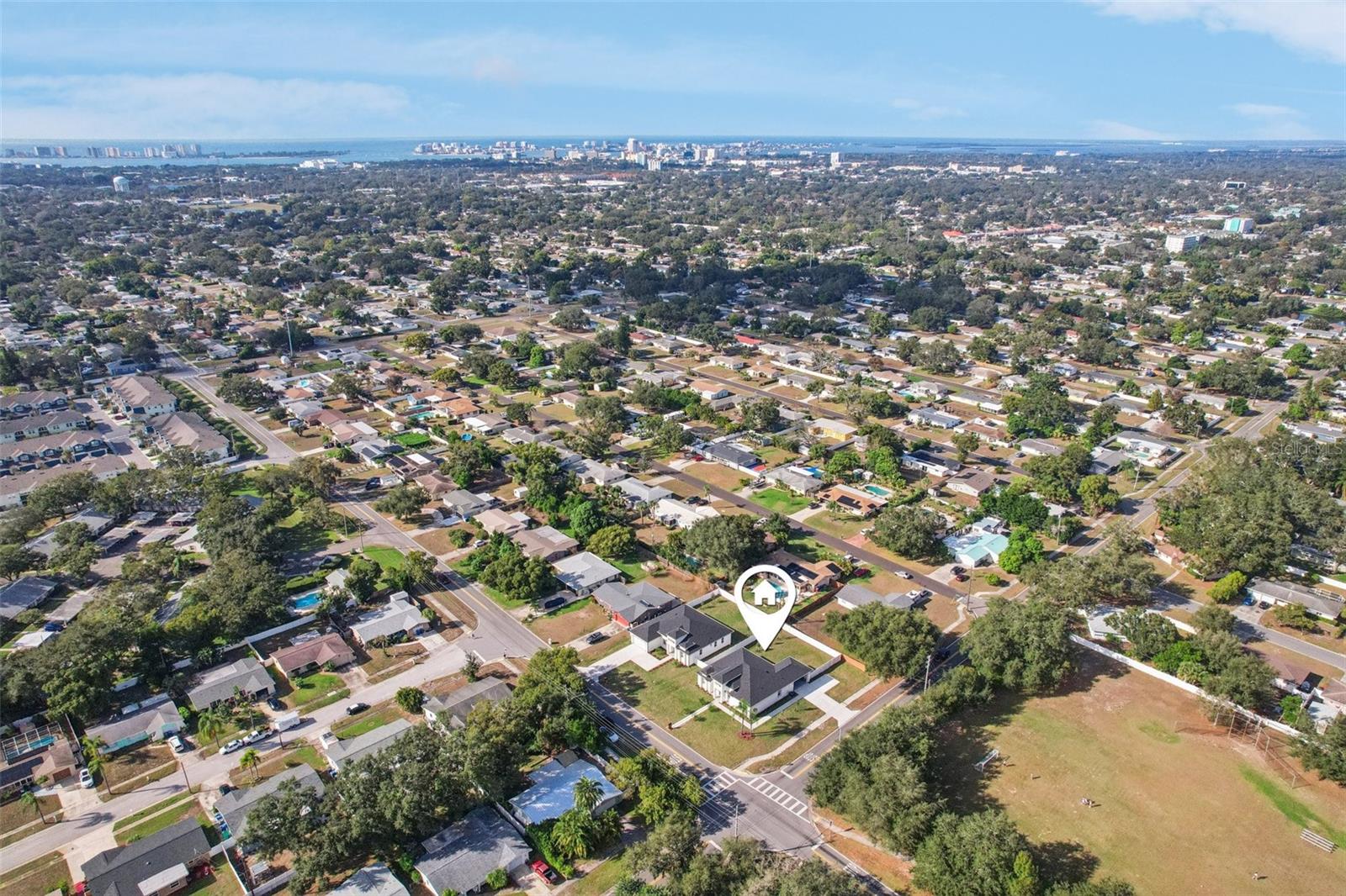 HIGHLAND MANOR - Residential