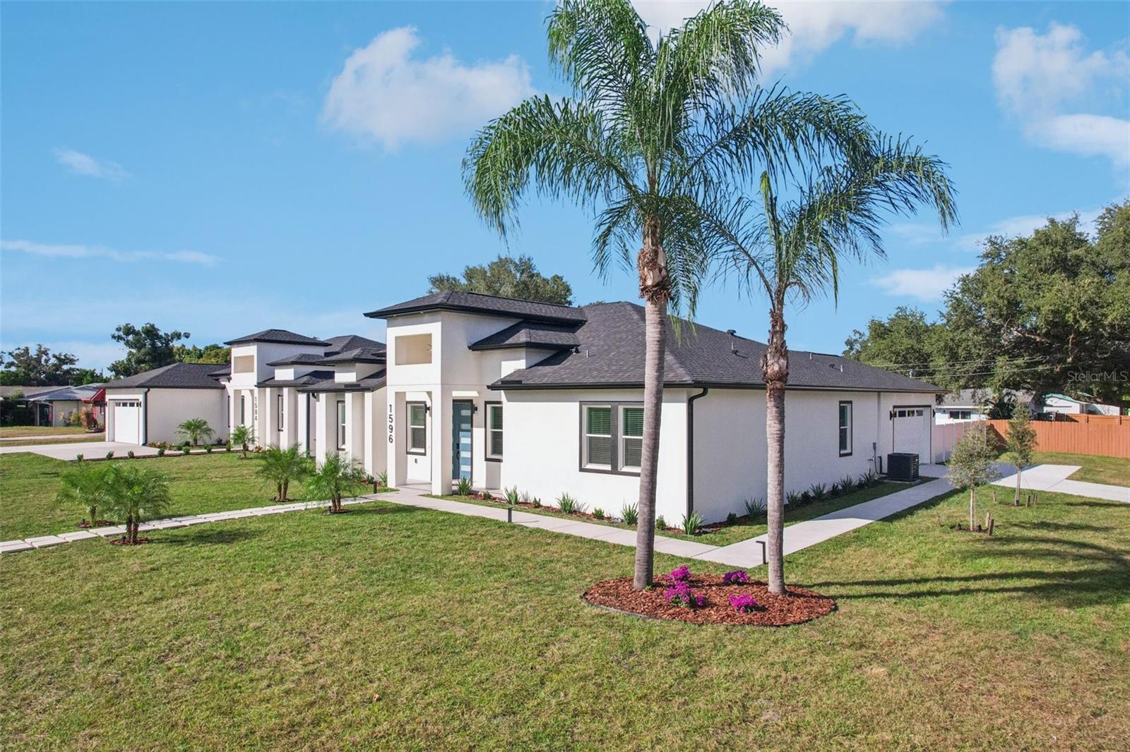 HIGHLAND MANOR - Residential