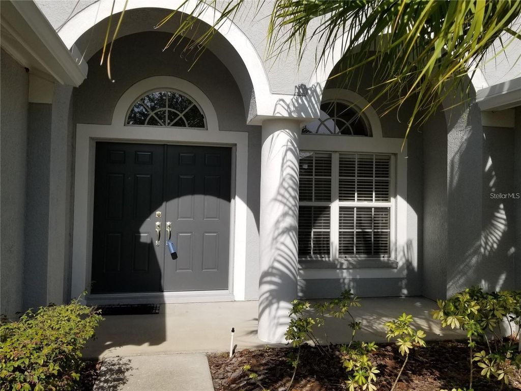 Photo of 6218 Bridgevista Drive, Lithia, FL 33547 (MLS # TB8487873)