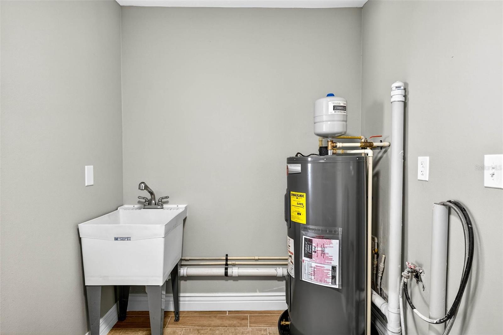 0FK | TOWN'N COUNTRY PARK UNIT NO 04 - Residential