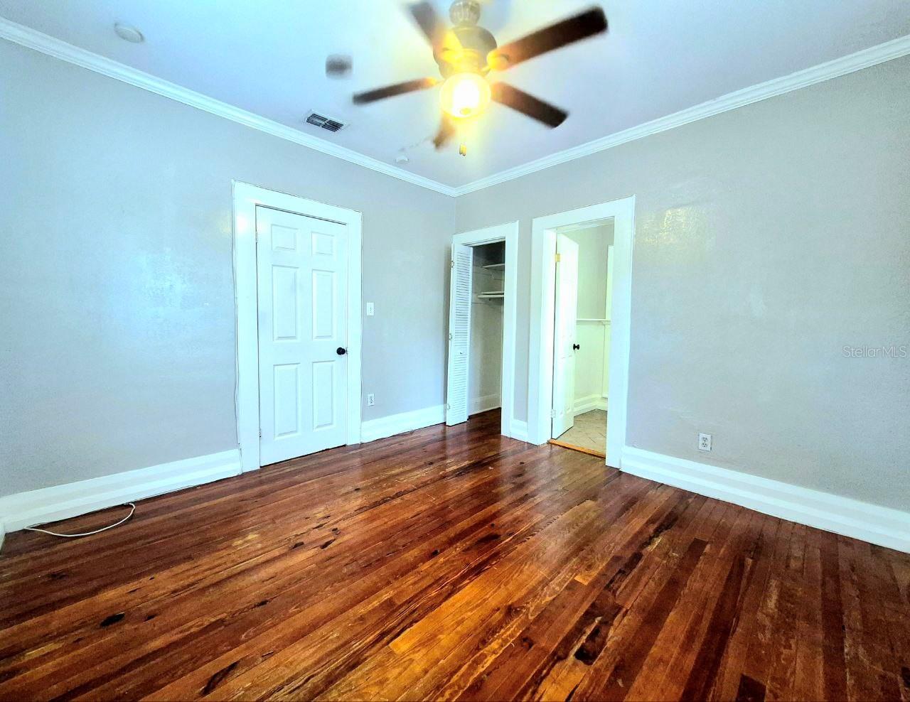 LYONS - Residential Lease