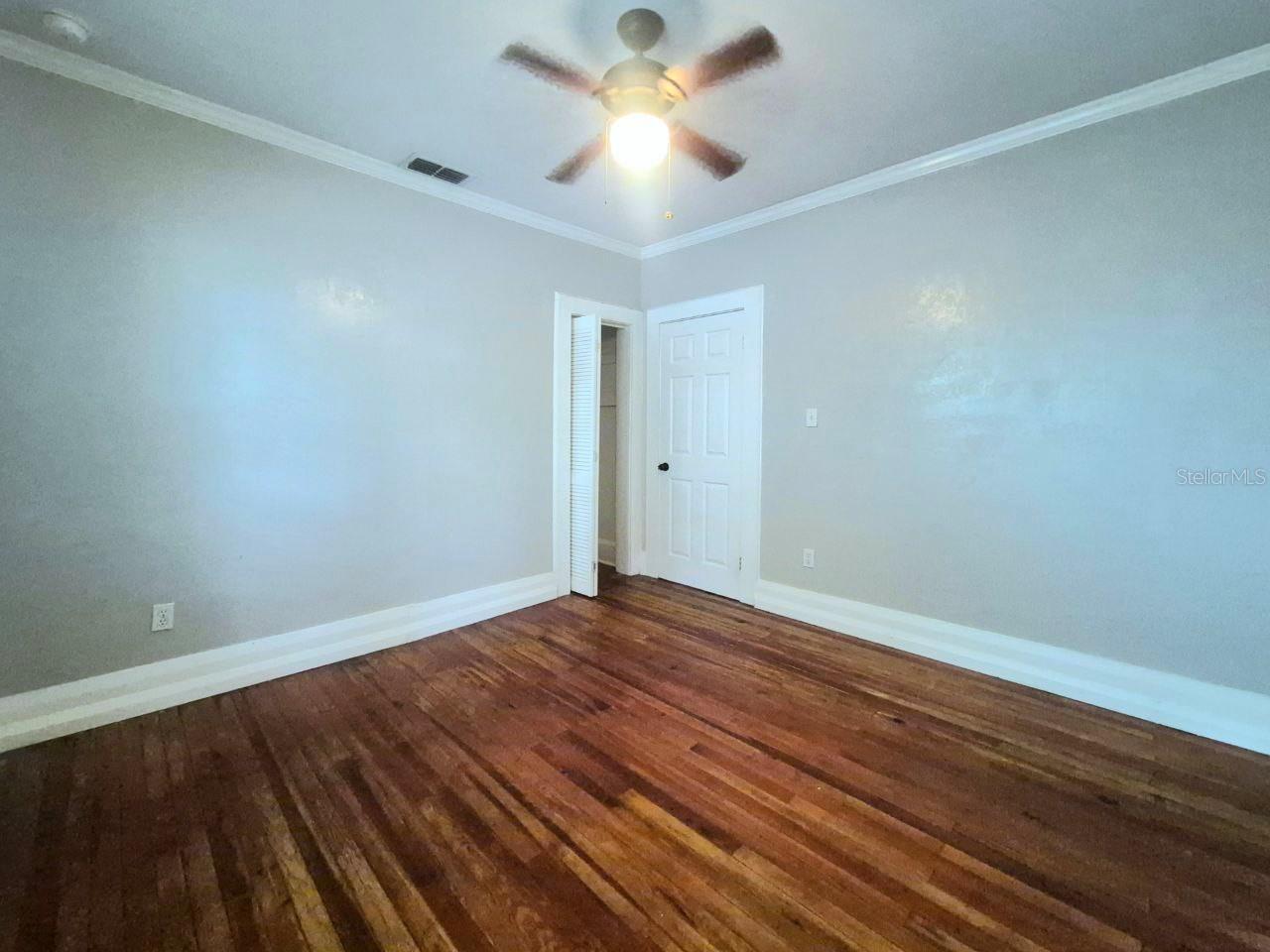 LYONS - Residential Lease