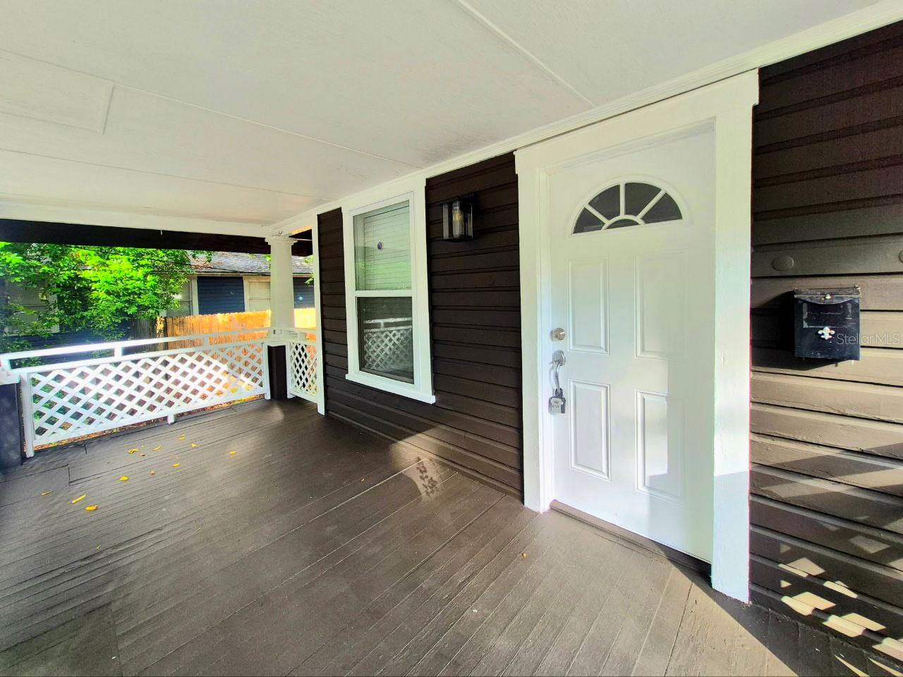 LYONS - Residential Lease