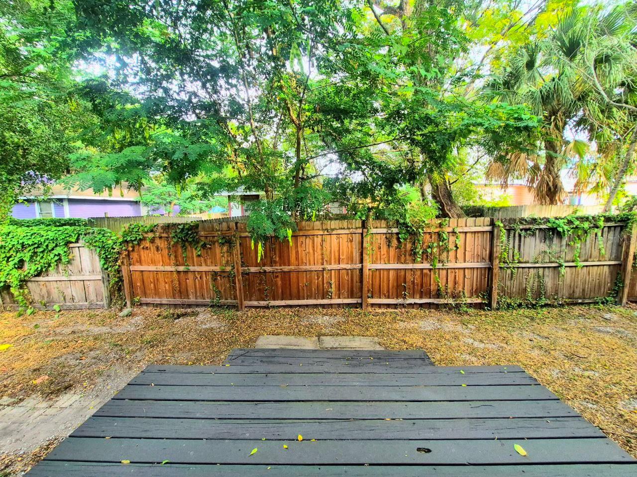 LYONS - Residential Lease