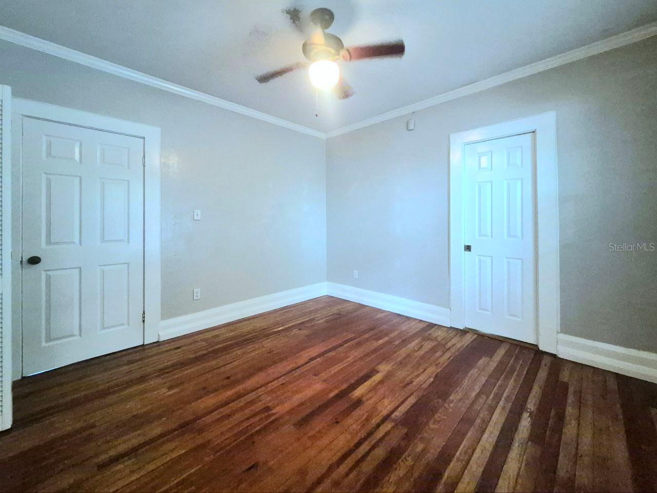 LYONS - Residential Lease