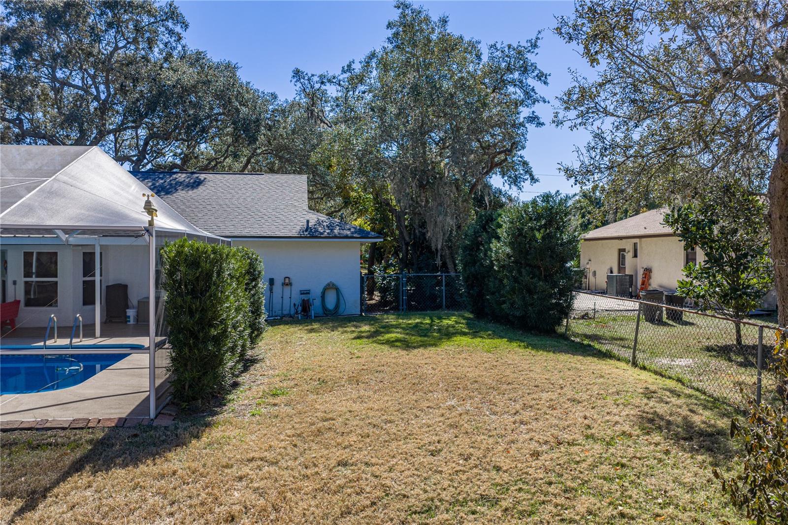 COUNTRY OAKS ESTATES - Residential