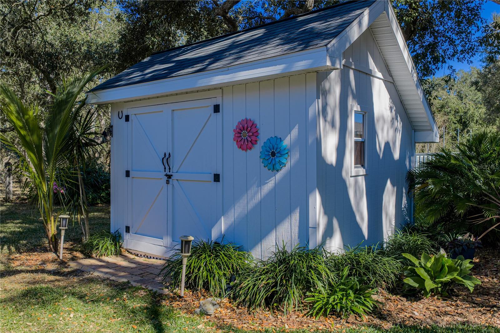 COUNTRY OAKS ESTATES - Residential