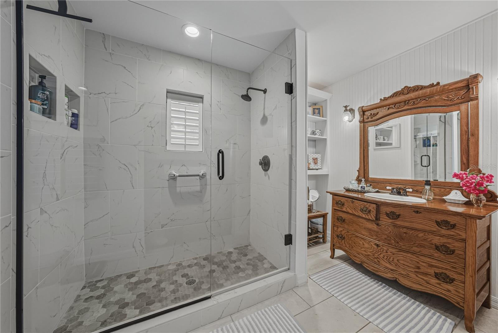 COUNTRY OAKS ESTATES - Residential