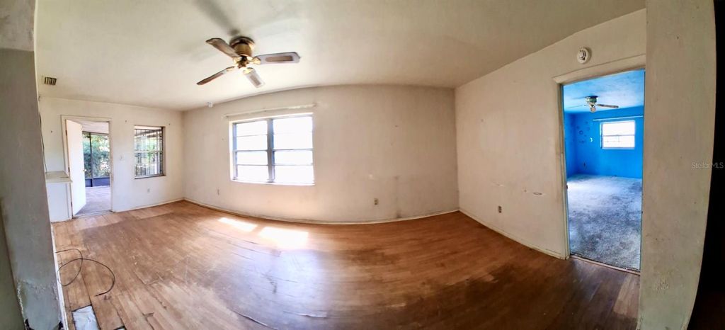 Photo of 1621 SE 15th Avenue, Gainesville, FL 32641 (MLS # TB8492296)