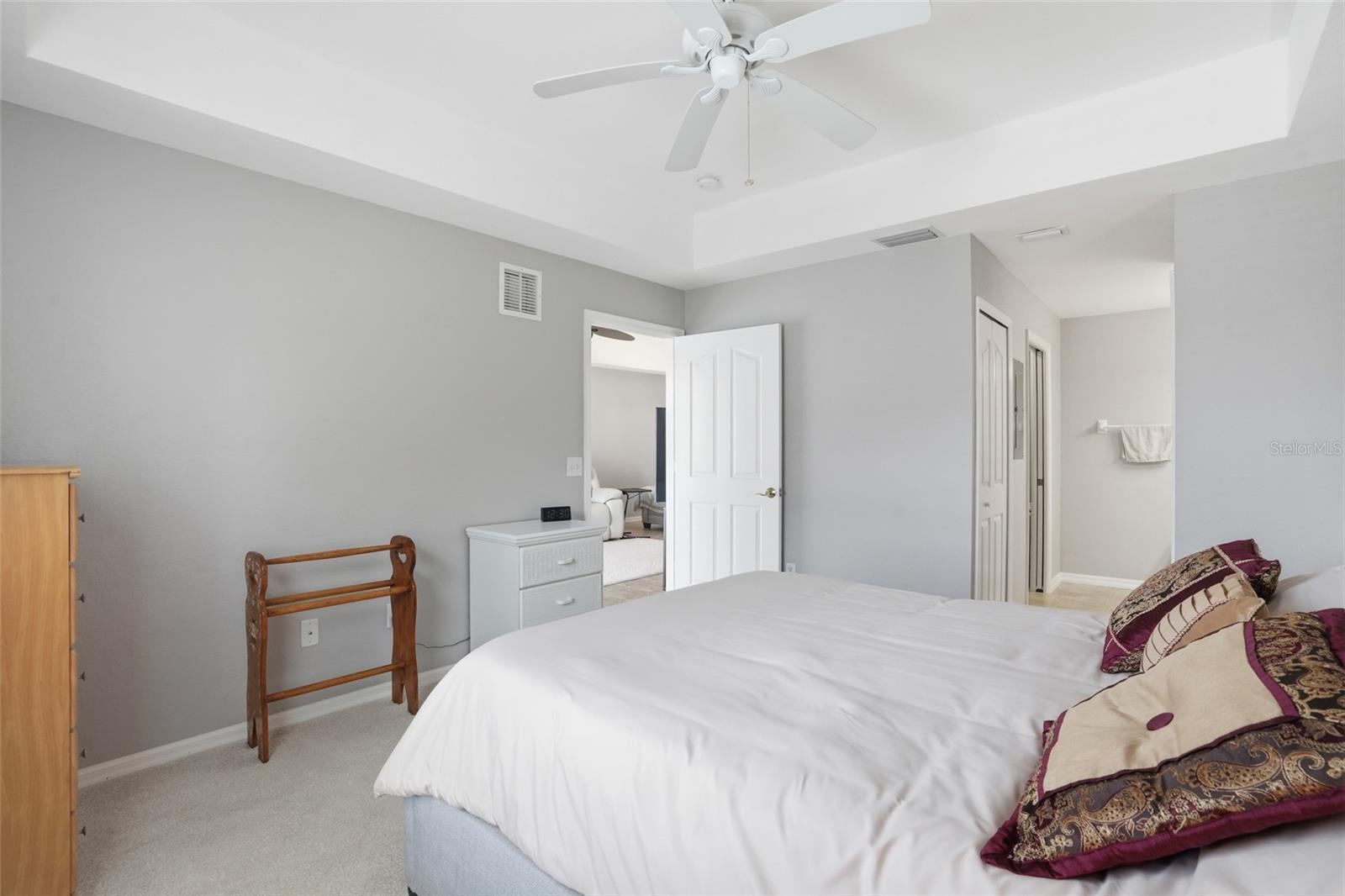 LAKES EDGE AT DEEP CREEK BLDG 02 - Residential