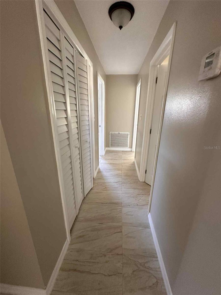 COUNTRY VILLAGE - Residential