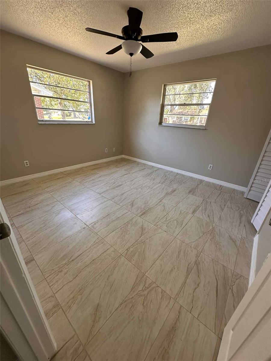 COUNTRY VILLAGE - Residential