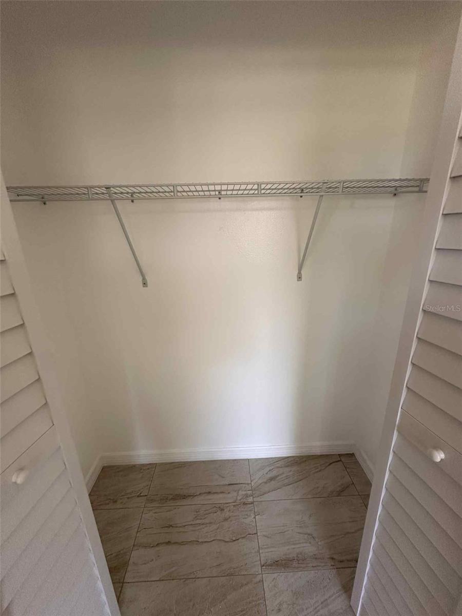 COUNTRY VILLAGE - Residential