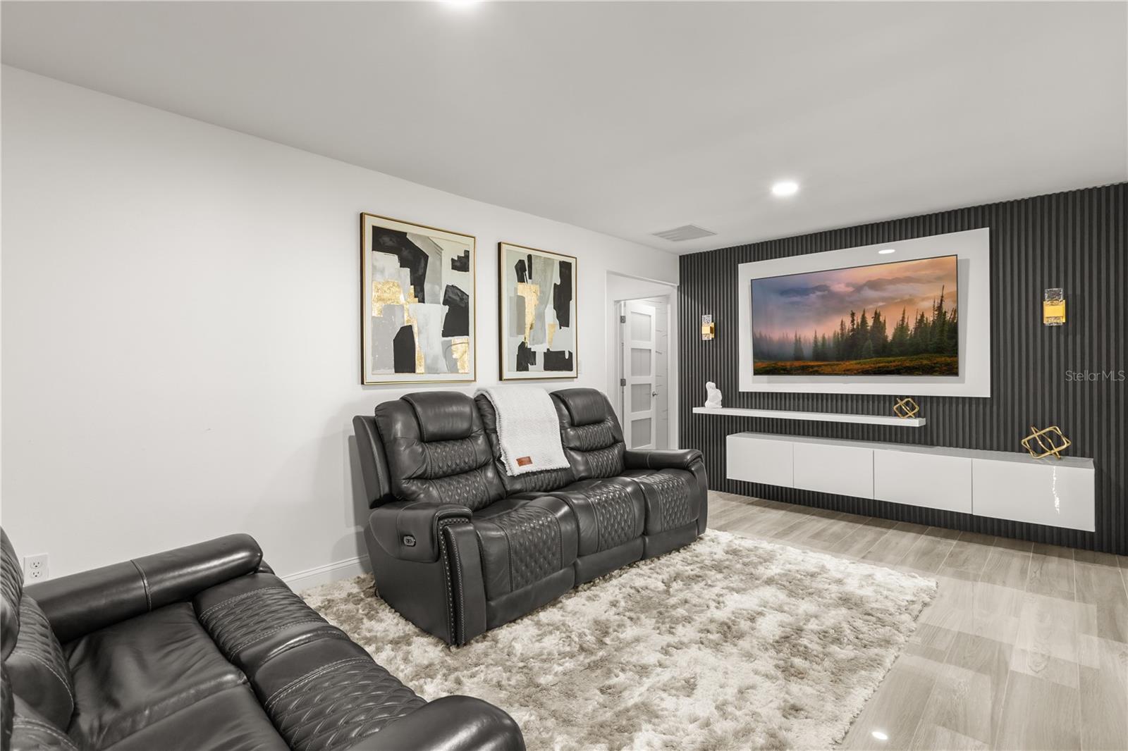 NEPTUNE SHORES 3 ADD - Residential
