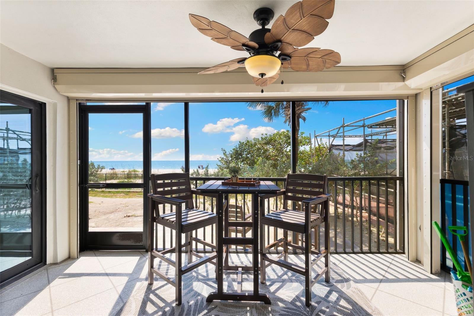REFLECTIONS ON THE GULF CONDO - Residential